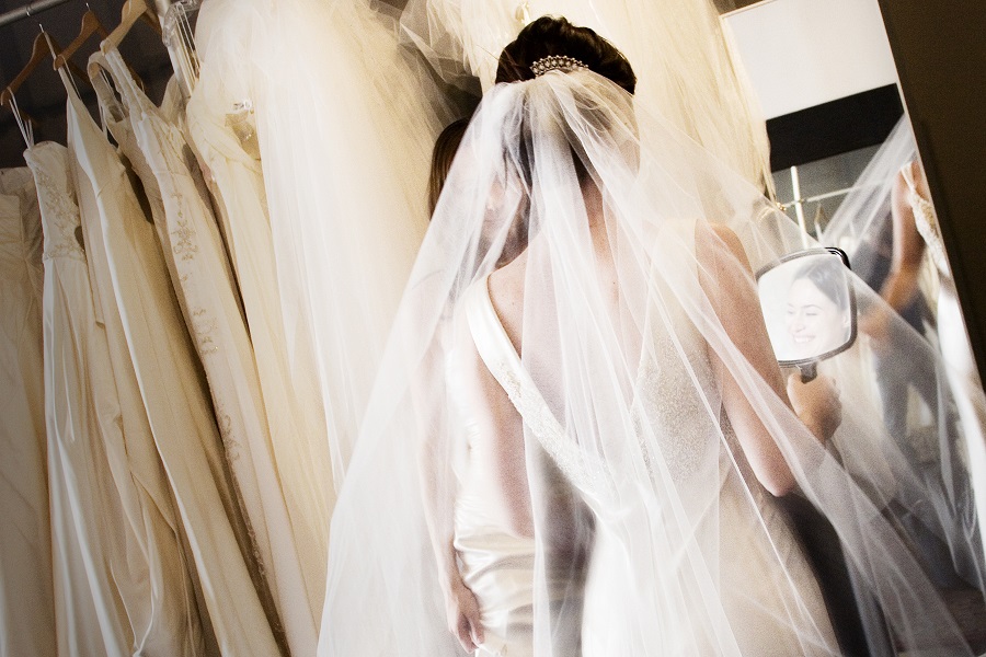 Онлайн примерка свадебного платья
